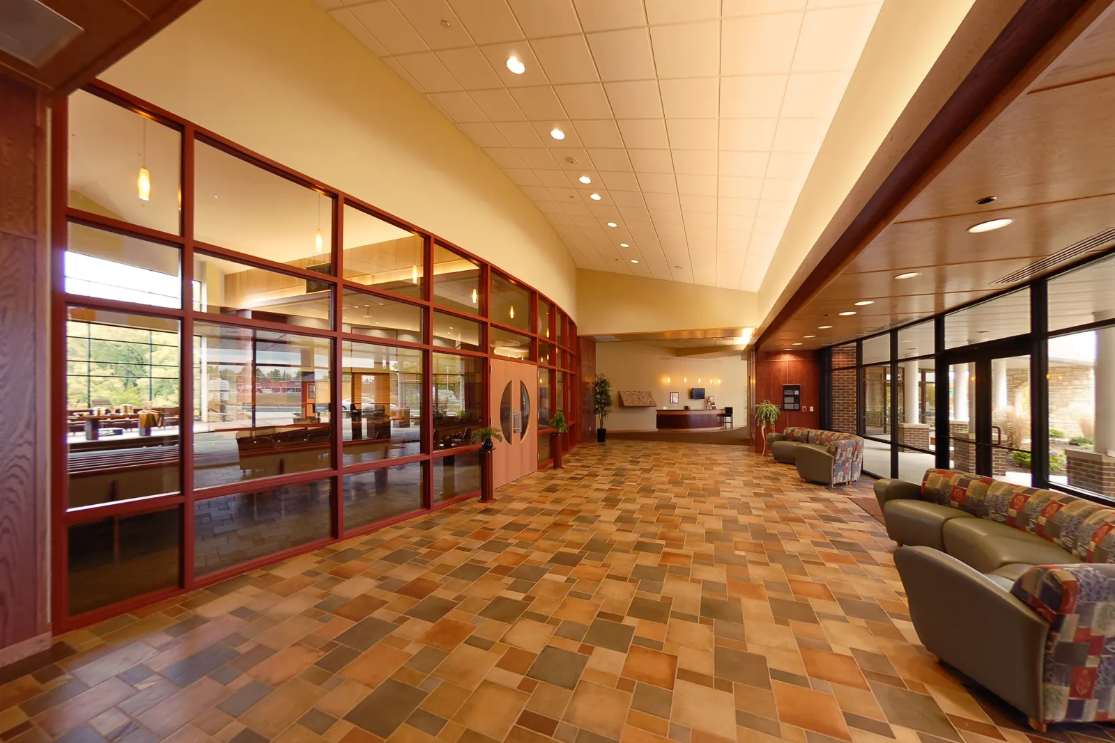 Commercial building by Curtiss-Manes-Schulte